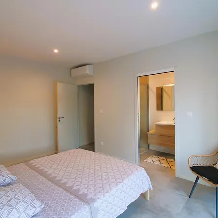 Dolce Pour 8 Personnes Avec Piscine Privee A * La Londe-les-Maures